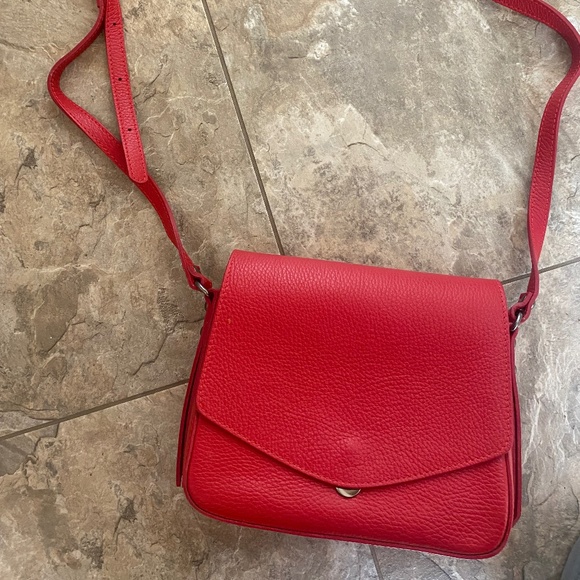Red Cross Body Purse - Picture 1 of 1